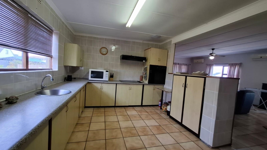 5 Bedroom Property for Sale in Witsand Western Cape